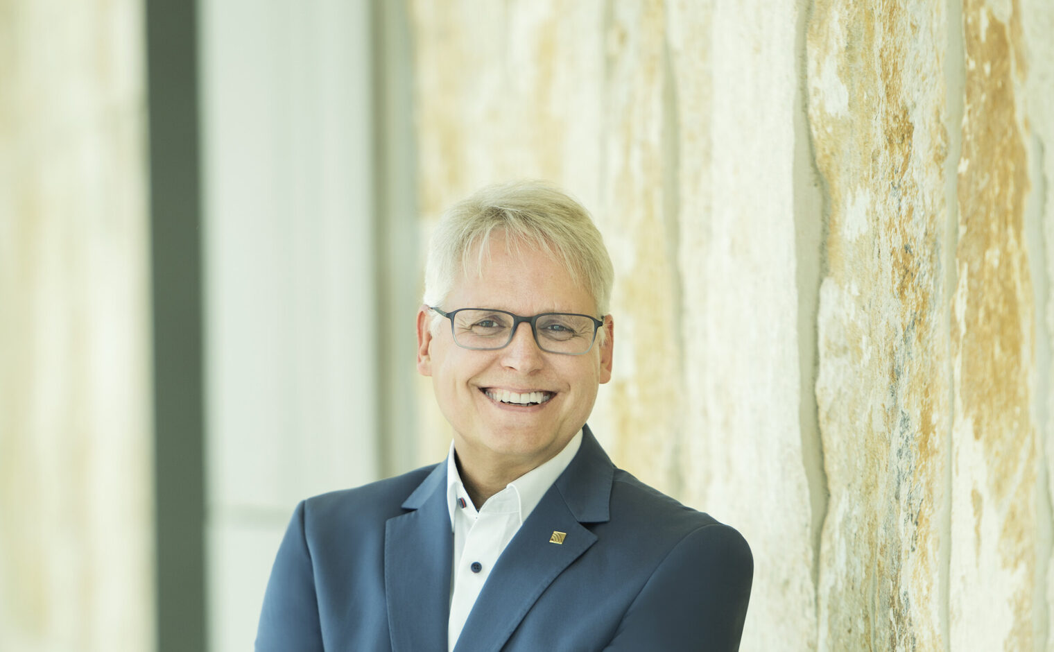 Winfried Schröter, Porträt im Hochformat